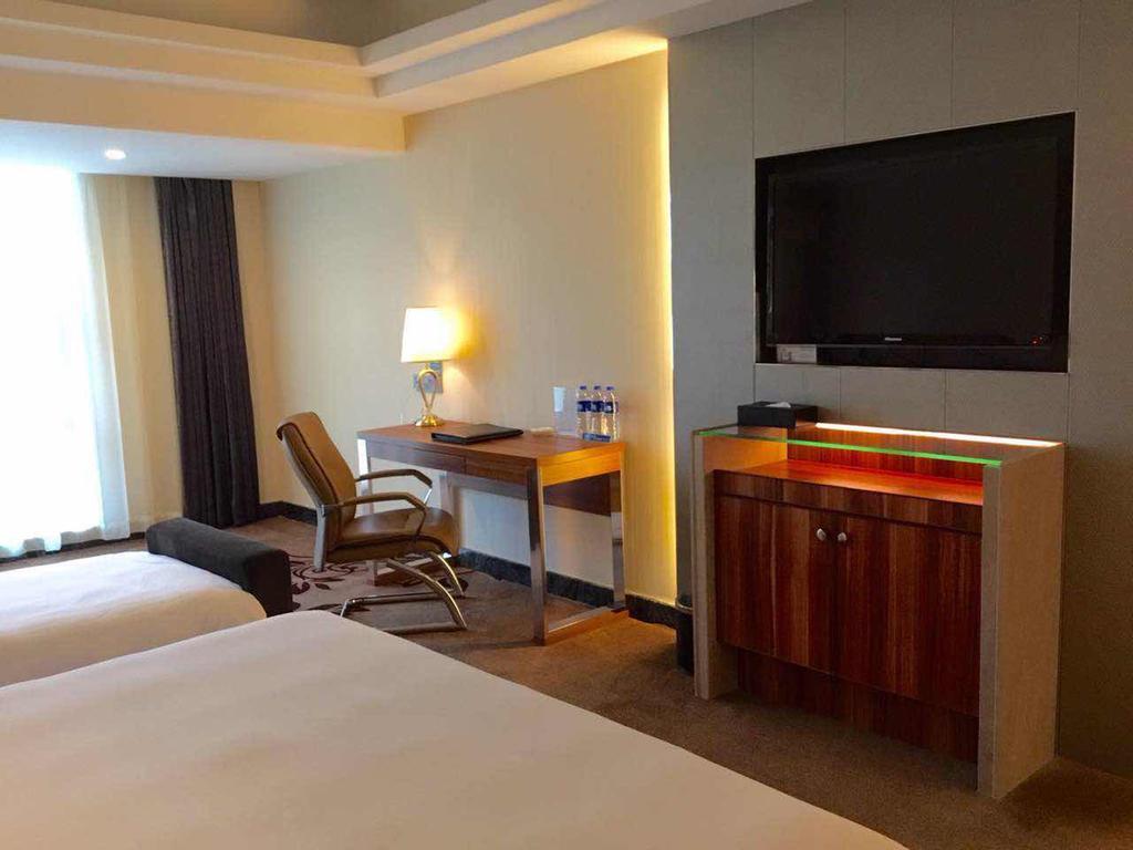 Asian Star Hotel Zhuhai Eksteriør billede